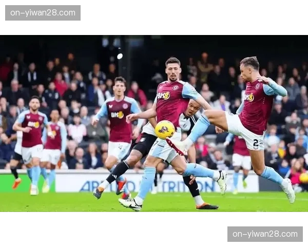 伤病更新：维拉官方确认，保·托雷斯将因伤缺席至少三周